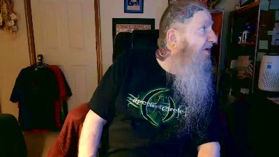 guyboobies live cam on Cam4