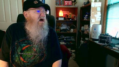 guyboobies live cam on Cam4