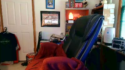 guyboobies live cam on Cam4