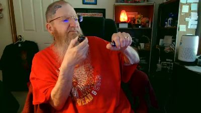 guyboobies live cam on Cam4