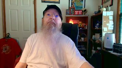 guyboobies live cam on Cam4