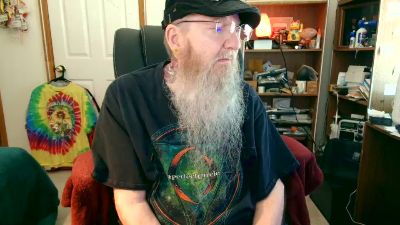 guyboobies live cam on Cam4