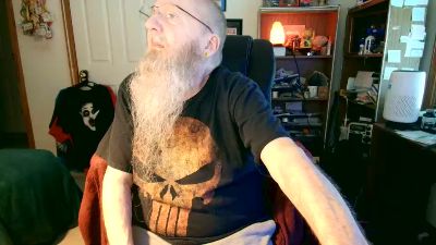 guyboobies live cam on Cam4