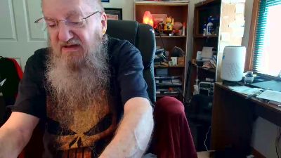 guyboobies live cam on Cam4