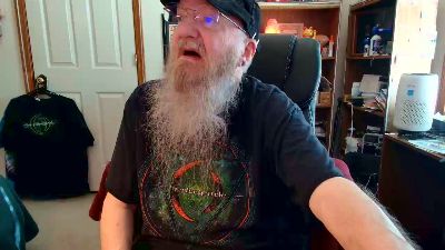 guyboobies live cam on Cam4
