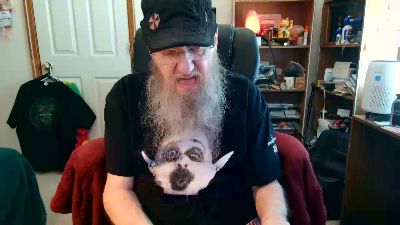 guyboobies live cam on Cam4