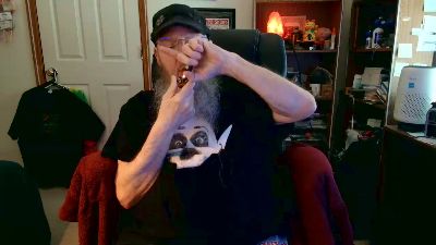 guyboobies live cam on Cam4