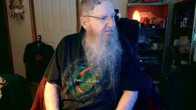 guyboobies live cam on Cam4