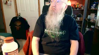 guyboobies live cam on Cam4