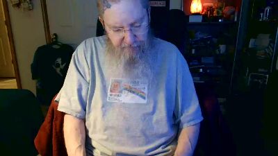 guyboobies live cam on Cam4