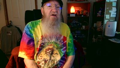 guyboobies live cam on Cam4