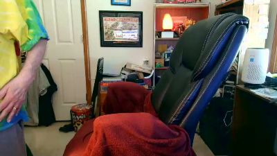 guyboobies live cam on Cam4