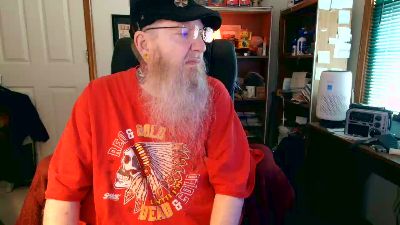 guyboobies live cam on Cam4