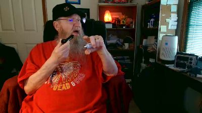 guyboobies live cam on Cam4