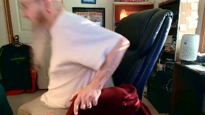 guyboobies live cam on Cam4