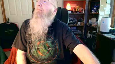 guyboobies live cam on Cam4