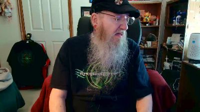 guyboobies live cam on Cam4