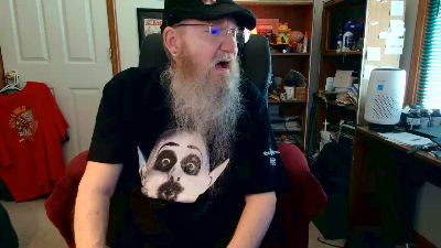 guyboobies live cam on Cam4