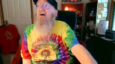 guyboobies live cam on Cam4