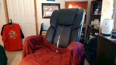 guyboobies live cam on Cam4