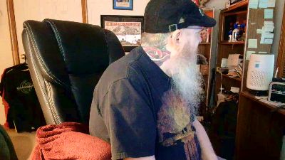 guyboobies live cam on Cam4