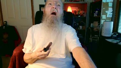 guyboobies live cam on Cam4