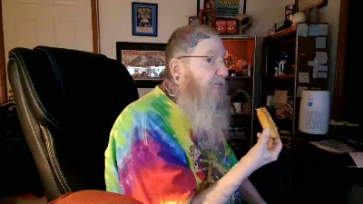 guyboobies live cam on Cam4