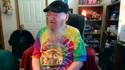 guyboobies live cam on Cam4