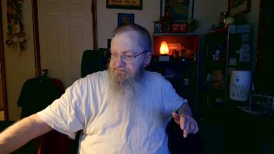 guyboobies live cam on Cam4