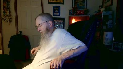 guyboobies live cam on Cam4