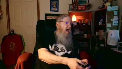 guyboobies live cam on Cam4