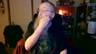 guyboobies live cam on Cam4