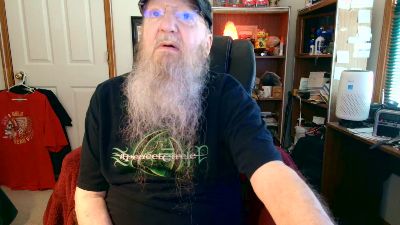 guyboobies live cam on Cam4