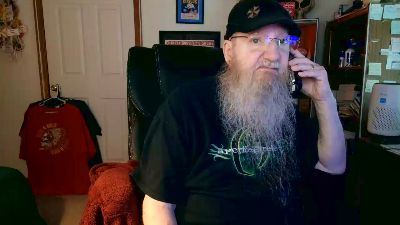 guyboobies live cam on Cam4