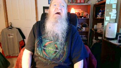 guyboobies live cam on Cam4