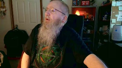 guyboobies live cam on Cam4