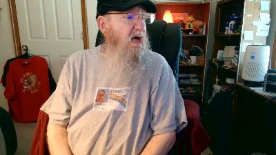 guyboobies live cam on Cam4