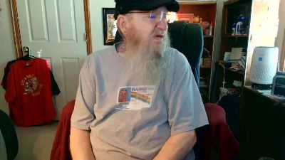 guyboobies live cam on Cam4