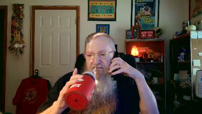 guyboobies live cam on Cam4