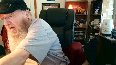 guyboobies live cam on Cam4