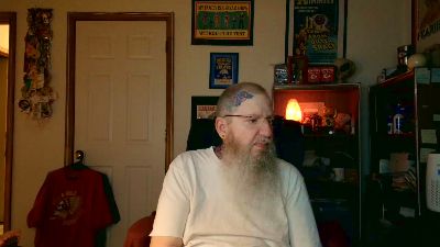 guyboobies live cam on Cam4