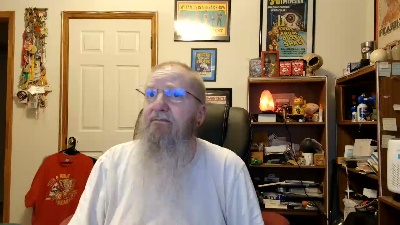 guyboobies live cam on Cam4