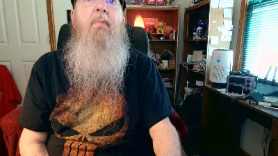 guyboobies live cam on Cam4