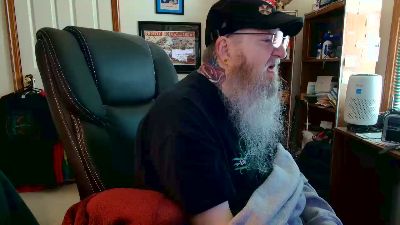 guyboobies live cam on Cam4