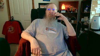 guyboobies live cam on Cam4