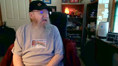 guyboobies live cam on Cam4