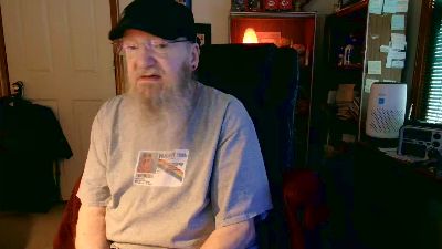 guyboobies live cam on Cam4