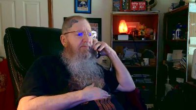 guyboobies live cam on Cam4