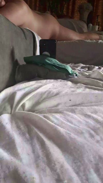 guyvers352 live cam on Cam4