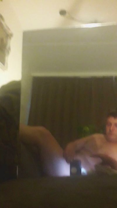 guyvers352 live cam on Cam4
